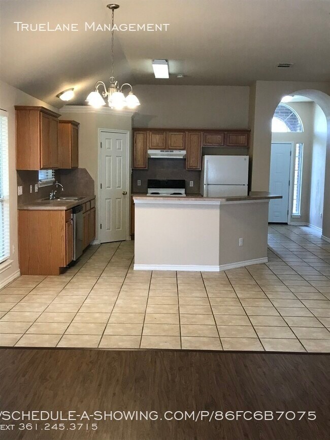 Building Photo - 5101 Benchfield Dr