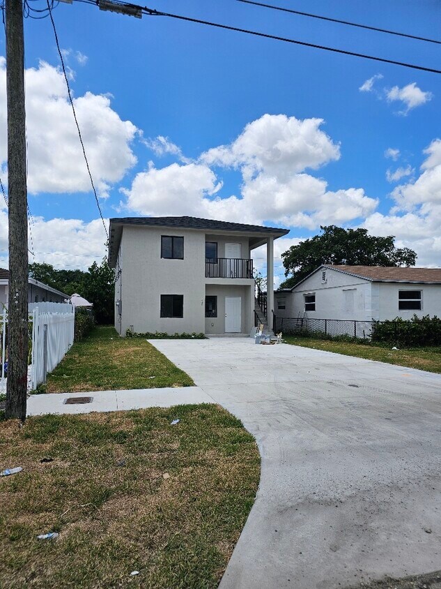 Photo - 3076 NW 59th St (Miami, FL)