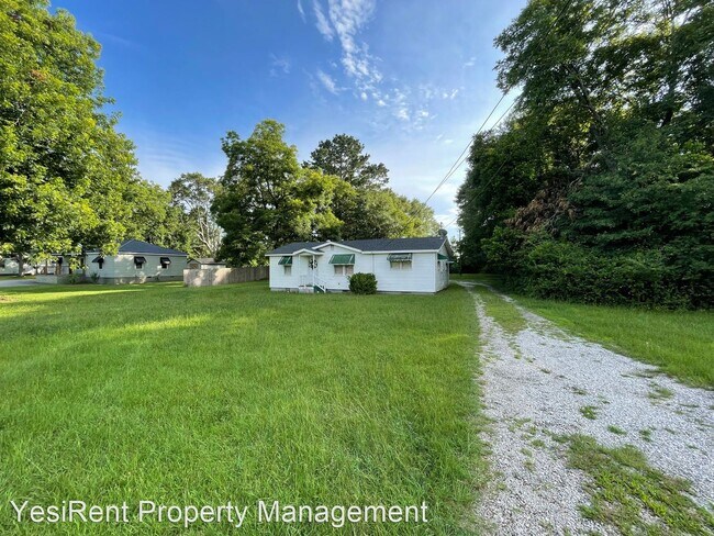 Building Photo - 2 br, 1 bath House - 3380 Hwy 42