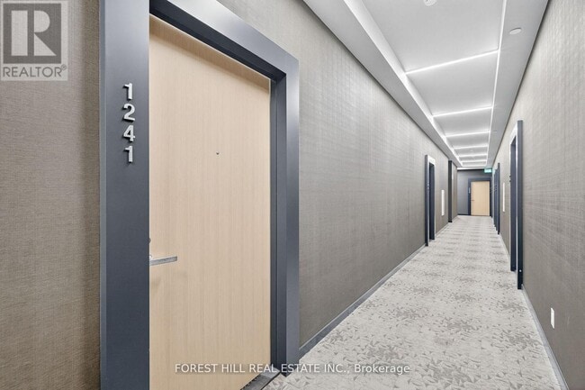 Building Photo - 8 Hillsdale Ave E