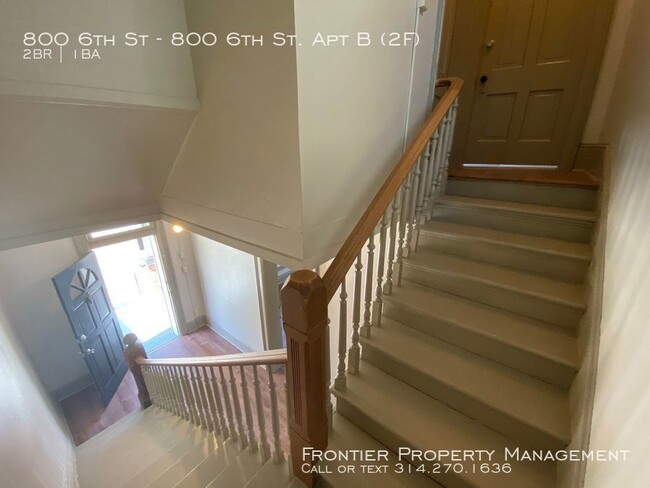 Building Photo - Renovated 2 Bedroom duplex in Boonville