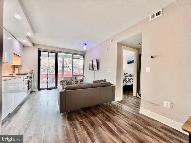 Foto del edificio - 1311 13th St NW