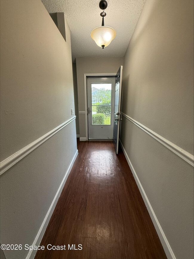 Building Photo - 1812 Glenridge St NW
