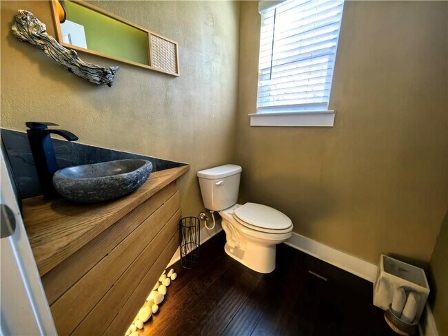 Foto del edificio - 3797 Oxford Cir