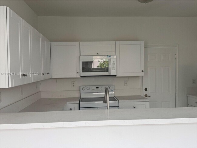 Foto del edificio - 13864 SW 273rd Terrace