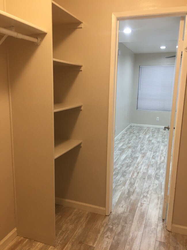 Walk in Closet - 22100 Burbank Blvd