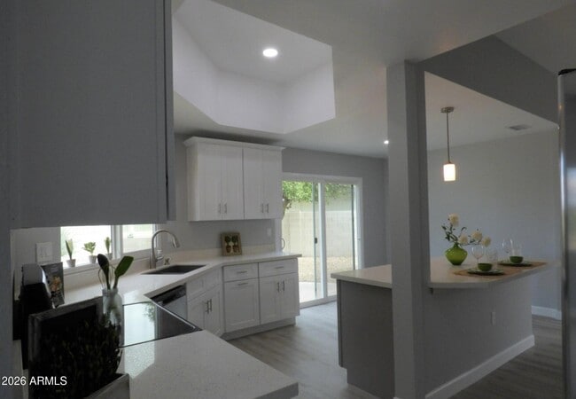 Building Photo - 18413 N Welk Dr