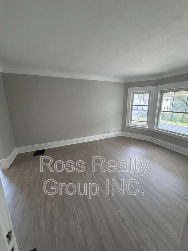 Building Photo - 702 Boalt St