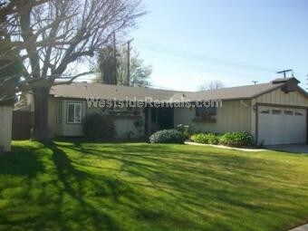 Primary Photo - 23450 Gilmore St