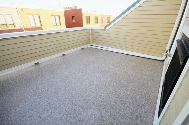 Patio with 2-way gas fireplace, 4th floor - 1305 Van Valkenburgh Ln