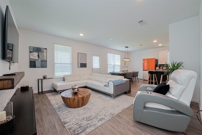 Foto del edificio - 17711 Vernonia Ln