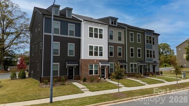 Building Photo - 146 Judson Ave