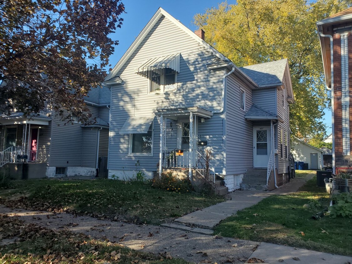 Primary Photo - 407 17th Ave