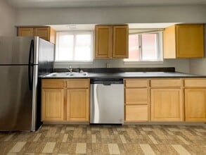 Building Photo - 1619 W Gilbert St