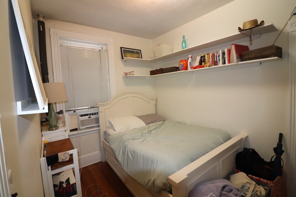 Foto principal - 1407 Beacon St