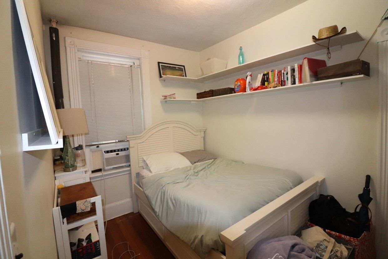 Primary Photo - 1407 Beacon St