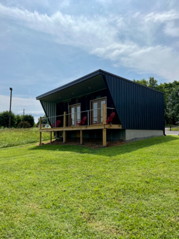 Foto del edificio - 136 Walnut Grove Rd