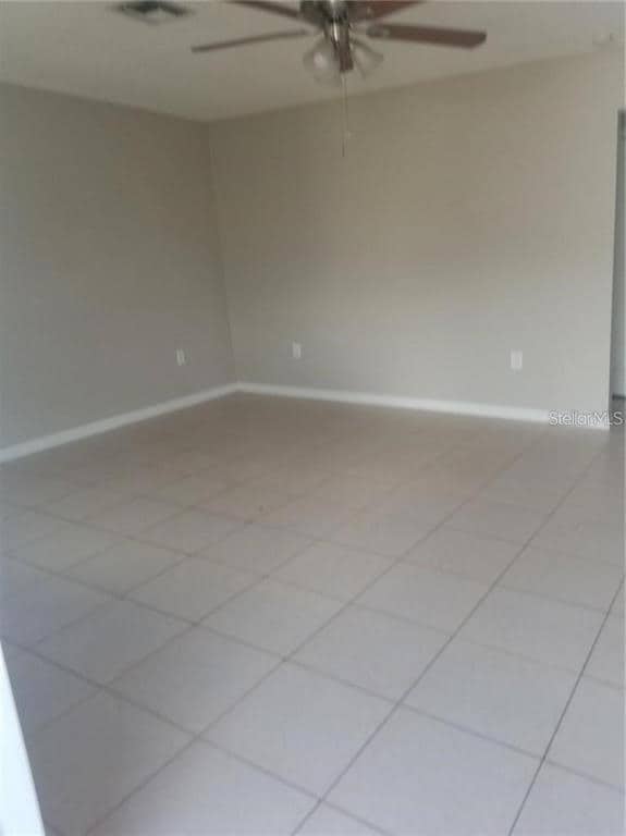 Building Photo - 6 Manor Ct