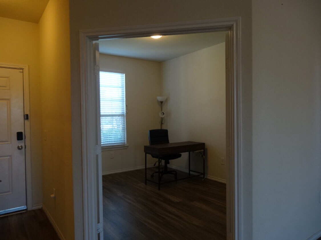 Foto principal - 4418 Windmill Run Dr