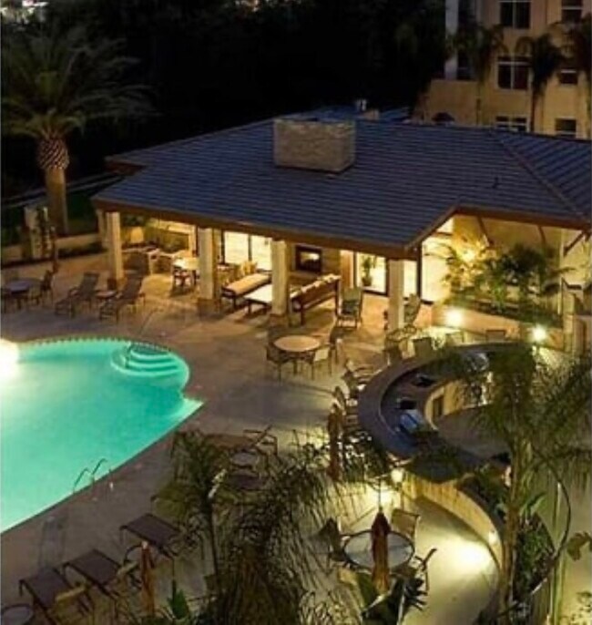 Foto del edificio - 8355 Station Village Ln
