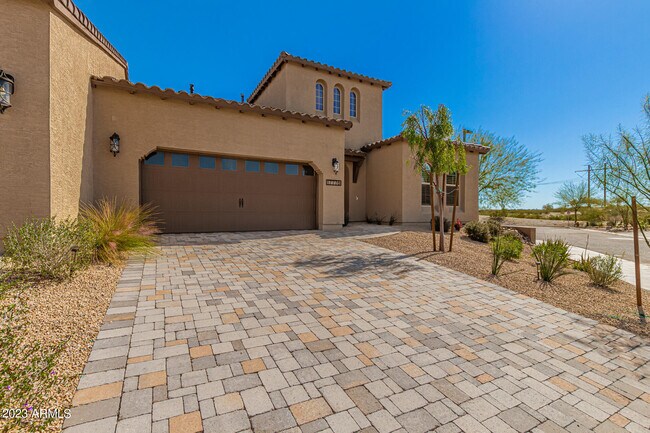 Foto del edificio - 17776 W Sunward Dr