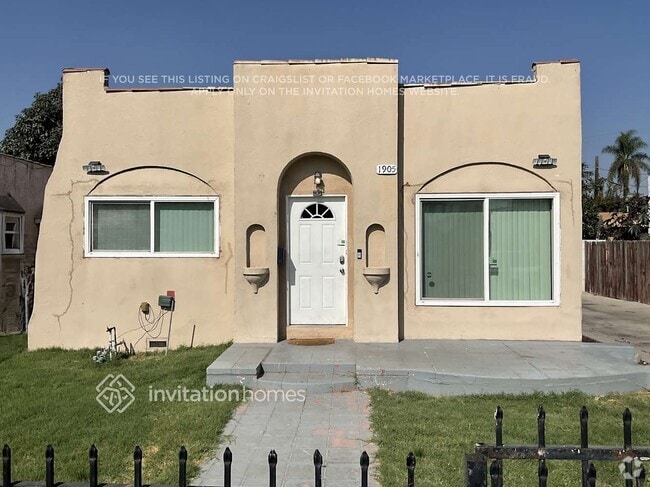 Building Photo - 1905 E Palmer St