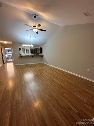 Foto del edificio - 78 Townhouse Ct