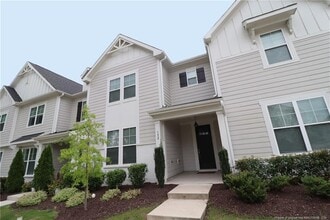 Building Photo - 152 Etteinne Garden Ln