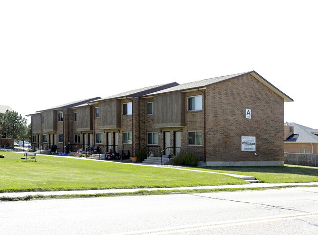 Mountain View Apartments - Monument View Apartments