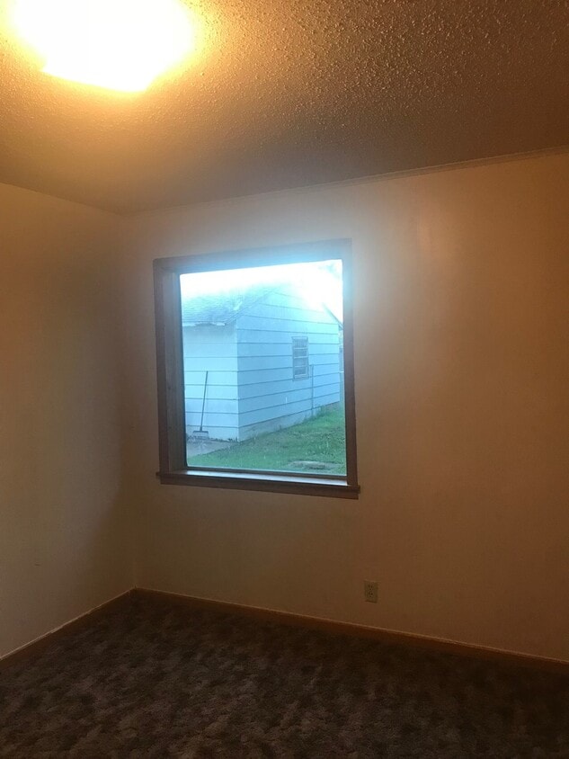 210 S Ohio St, Benton, KS 67017 House Rental in Benton, KS