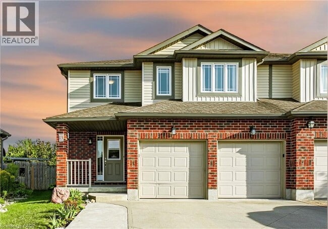 Building Photo - 13 Ridgewood Ct