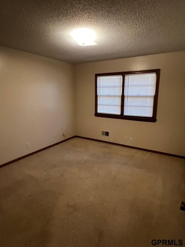 Foto del edificio - 13224 Montclair Dr