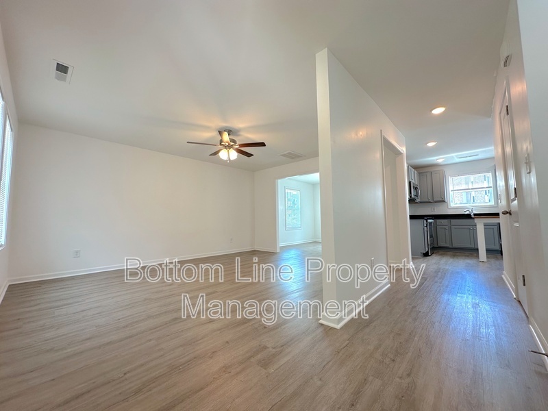 Foto principal - 224 Hampton Church Rd