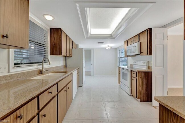 Foto del edificio - 1516 Sautern Dr SW