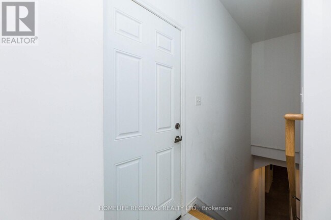 Building Photo - 80 Prince George Cres