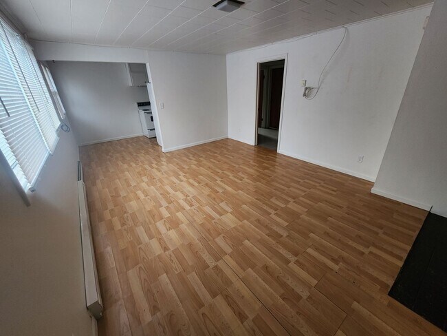 Foto del edificio - 463-465 SW State Street