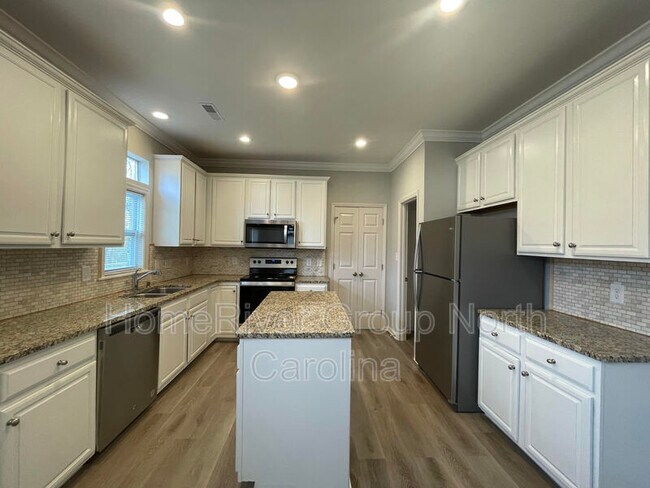 Building Photo - 3944 Yorkford Dr