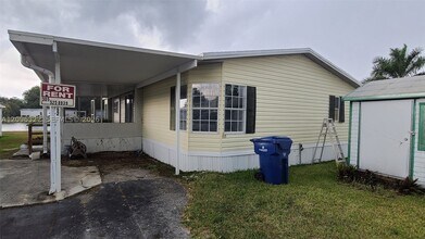 Building Photo - 35250 SW 177th Ct