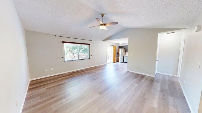 Foto del edificio - 5709 Nike Dr