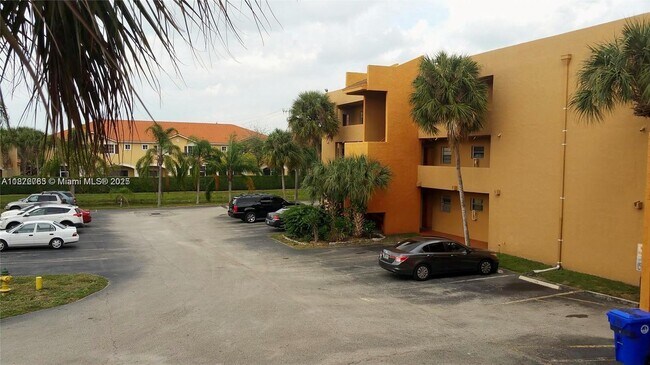 Foto del edificio - 1891 SW 81st Ave