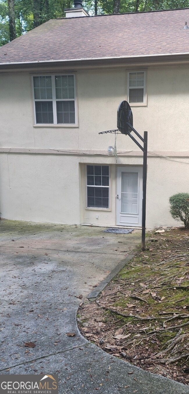 Building Photo - 1383 Lilburn Stone Mountain Rd
