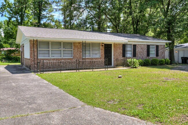 Building Photo - 3608 Alene Cir