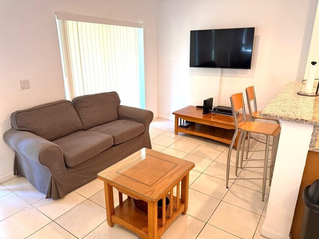 Foto del edificio - 8000 Carnoustie Pl