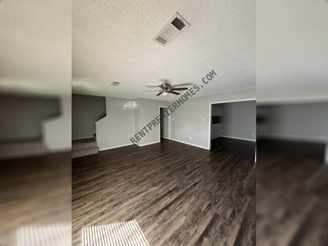 Foto del edificio - 205 Otter Pl