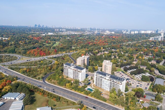 Photo du bâtiment - Roanoke Apartments