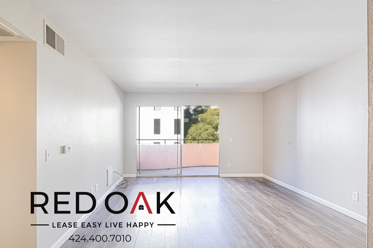 Foto principal - 6700 Franklin Pl