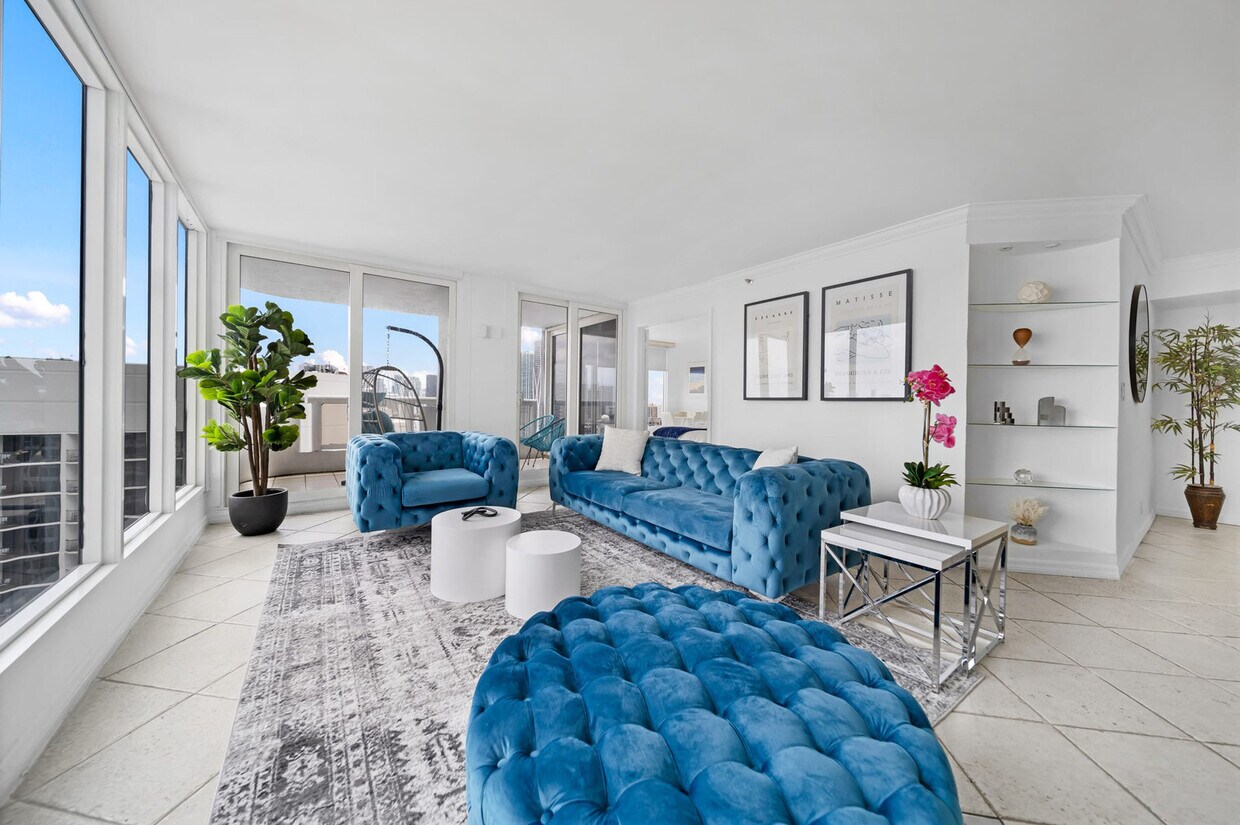 Foto principal - 1717 N Bayshore Dr