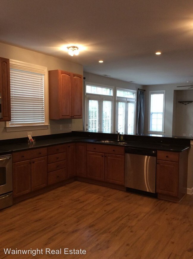 Building Photo - 3 br, 2.5 bath House - 5205 Averham Drive