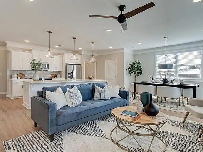Foto del edificio - 3370 Verdi Ln