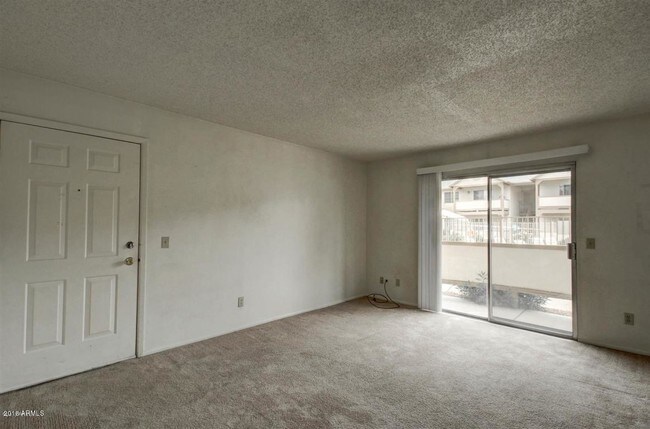Building Photo - 616 S Hardy Dr